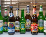 Eine Auswahl alkoholfreier Radler-Sorten, ideal für die Schwangerschaft.
